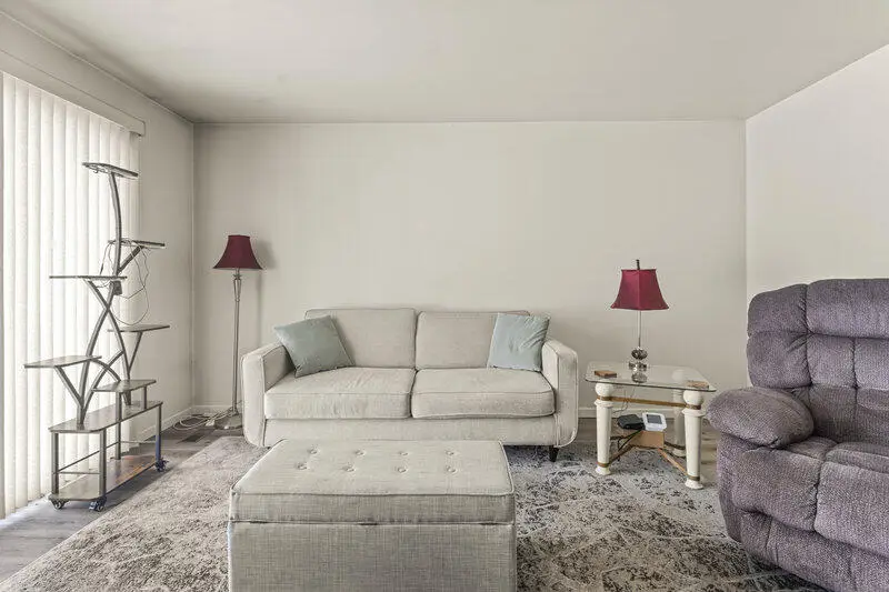 5646 Leisure S Drive Se, Grand Rapids, MI 49548 - #2