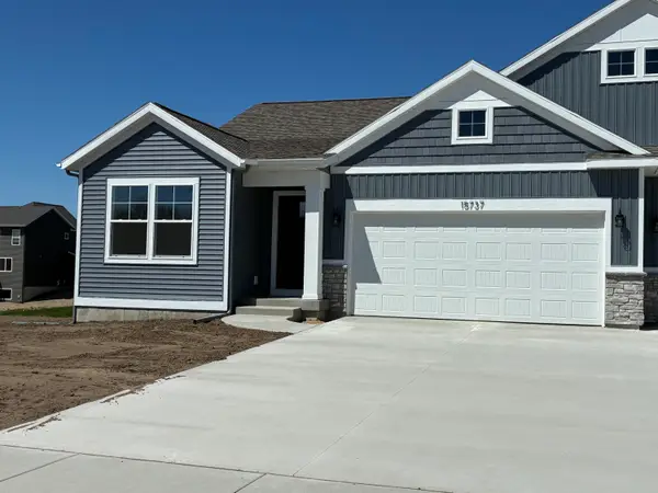 15737 Hawley Drive #33, Grand Haven, MI 49417
