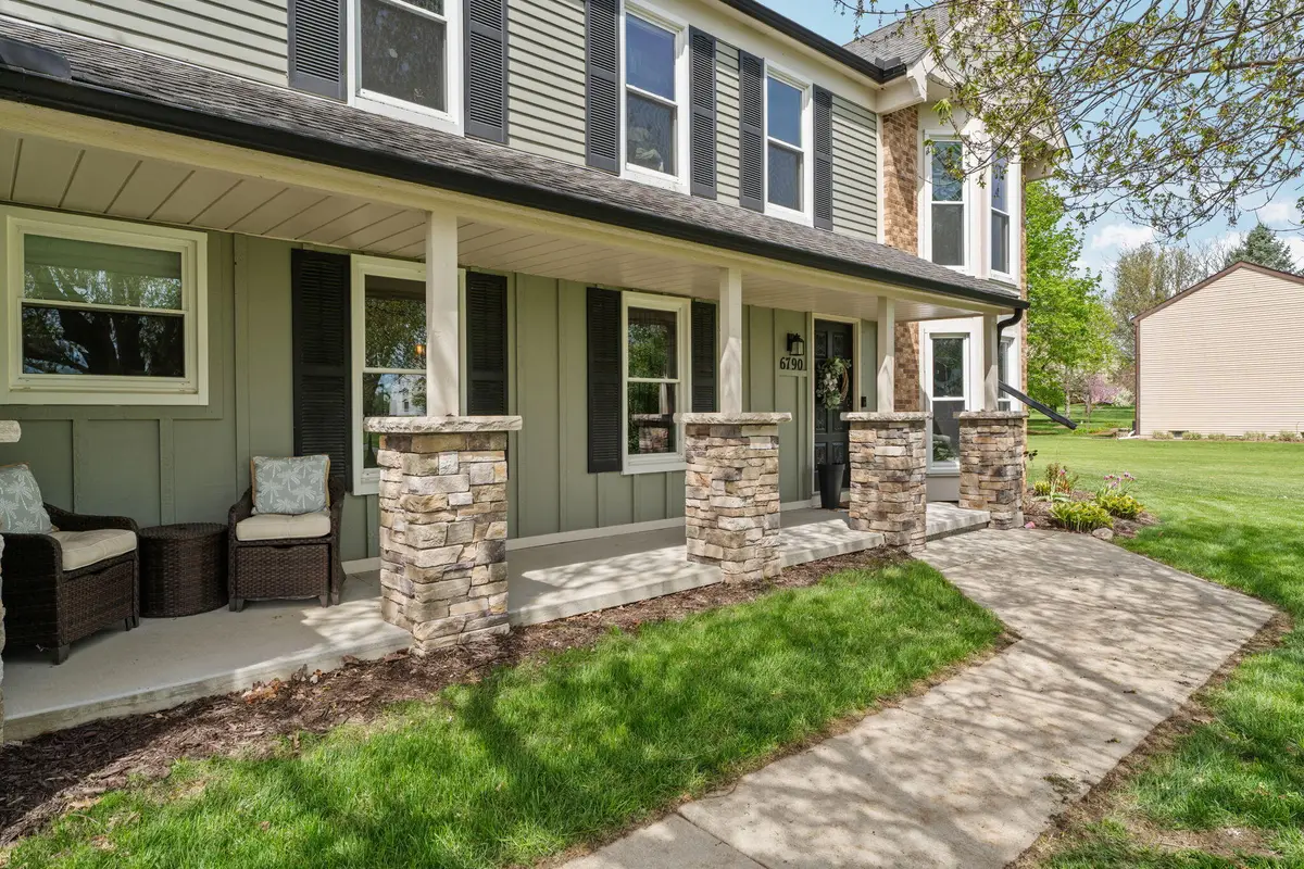 6790 Heatheridge Drive, Saline, MI 48176 - #1