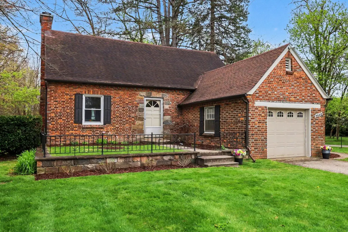 9840 Hyne Road, Brighton, MI 48114 - #1