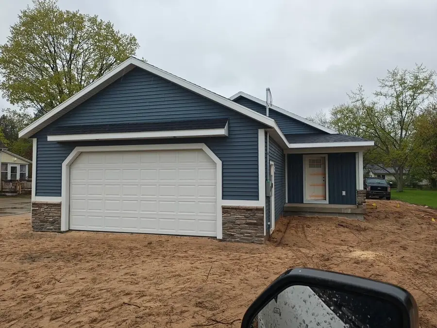4655 Henry Street, Norton Shores, MI 49441 - #3