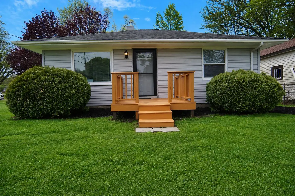 201 Meadow Drive, Augusta, MI 49012 - #1