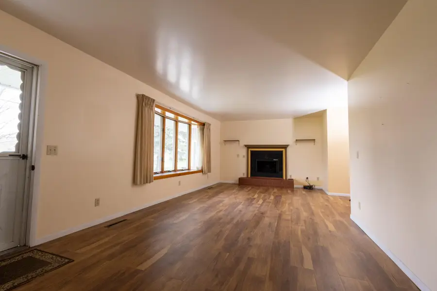 330 Johnson Street, Edmore, MI 48829 - #3