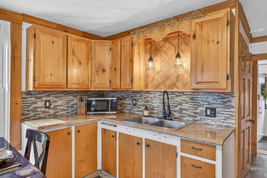 404 E 3rd Street, Hersey, MI 49639 - #3