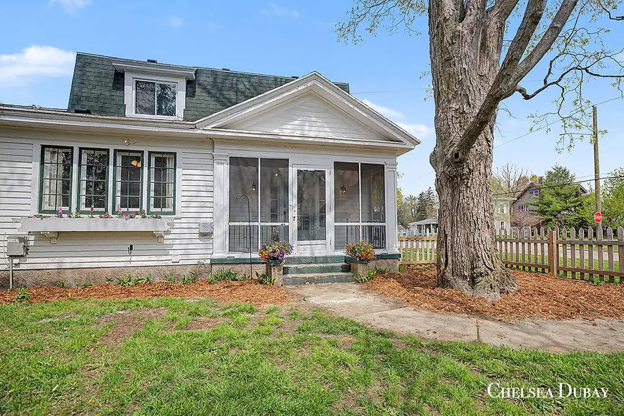 424 Lincoln Lake, Lowell, MI 49331 - #2
