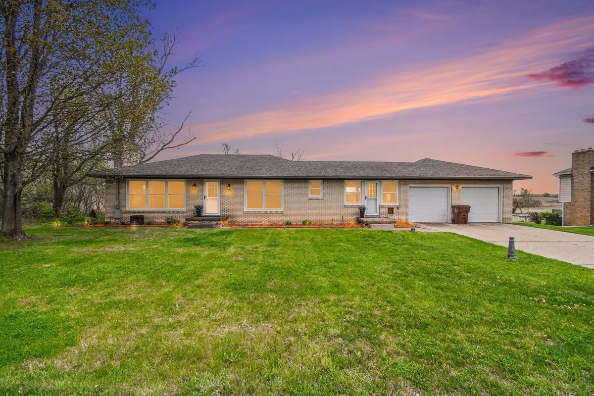 1040 6 Mile Road Nw, Comstock Park, MI 49321 - #1