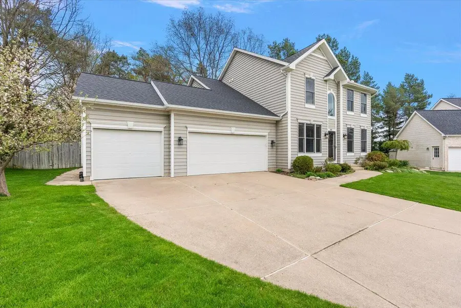 1070 Huckleberry Lane Se, Grand Rapids, MI 49546 - #3