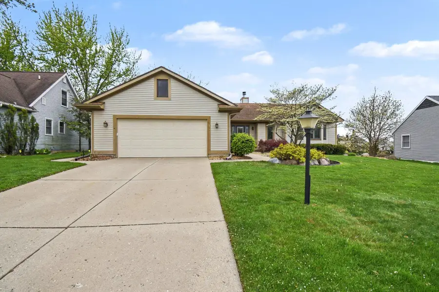 5459 Discovery Drive Se, Kentwood, MI 49508 - #2