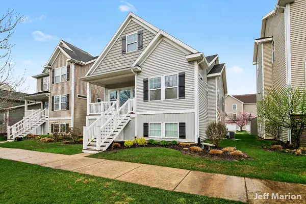 2125 Kensington Park Circle, Holland, MI 49423