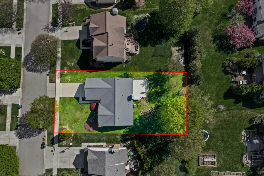 821 Huntington Drive, South Lyon, MI 48178 - #2