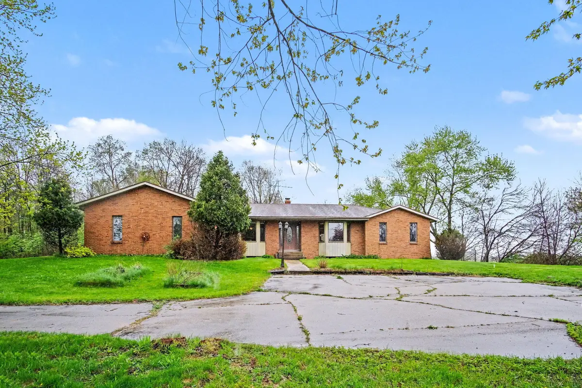 655 N 48th Avenue, Coopersville, MI 49404 - #1