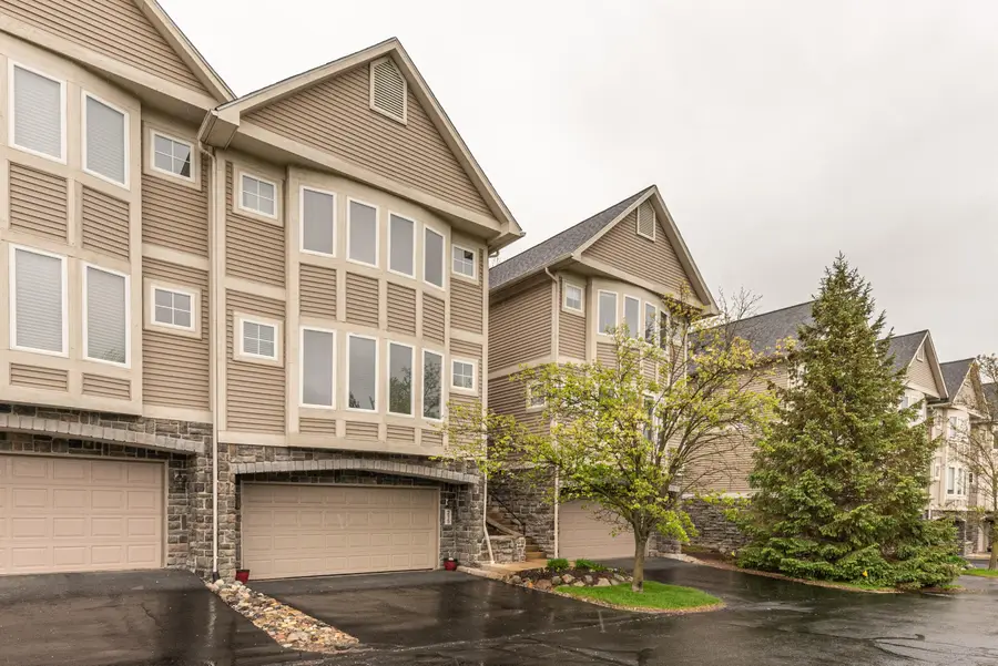 215 Old Creek Drive, Saline, MI 48176 - #2