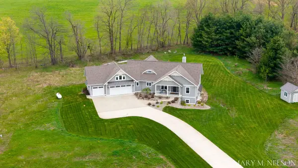 5115 Twin Creek Estates Drive, Rockford, MI 49341