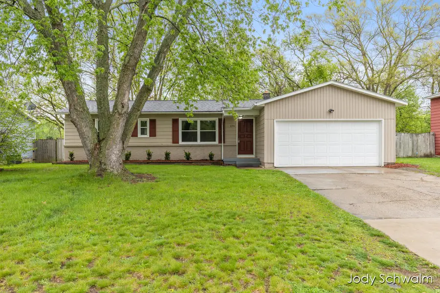 279 Andover Street Se, Grand Rapids, MI 49548 - #3