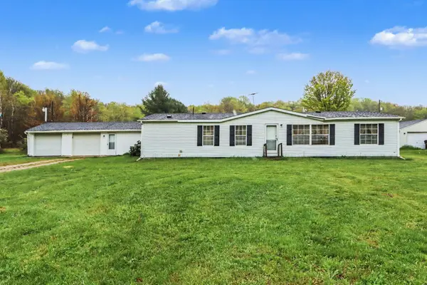 691 26th Street, Allegan, MI 49010