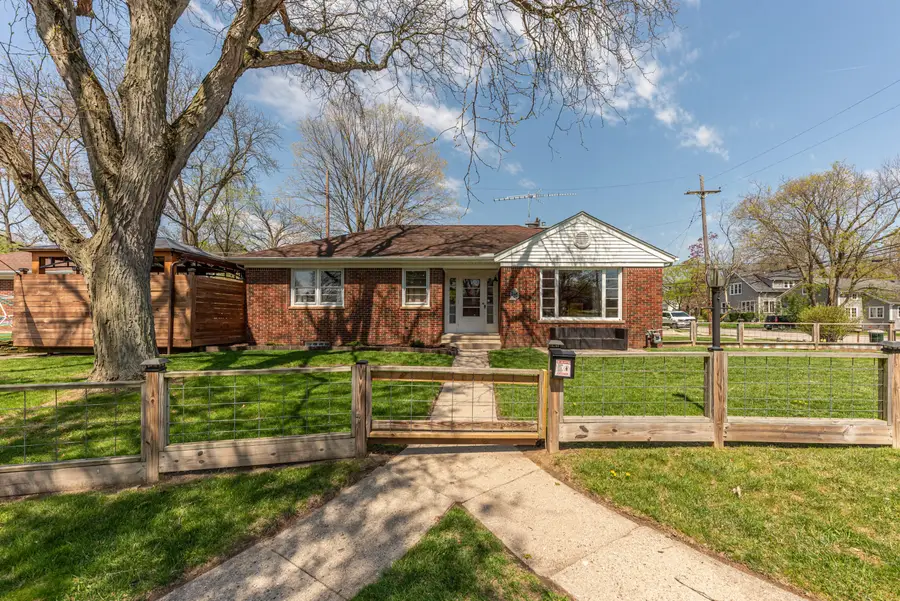 200 W Mckay Street, Saline, MI 48176 - #2
