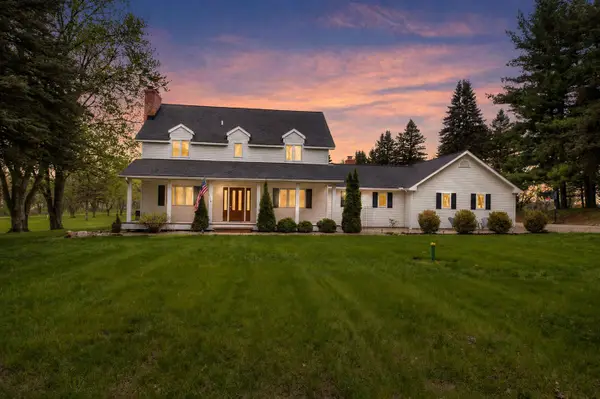 6121 Saline Waterworks Road, Saline, MI 48176