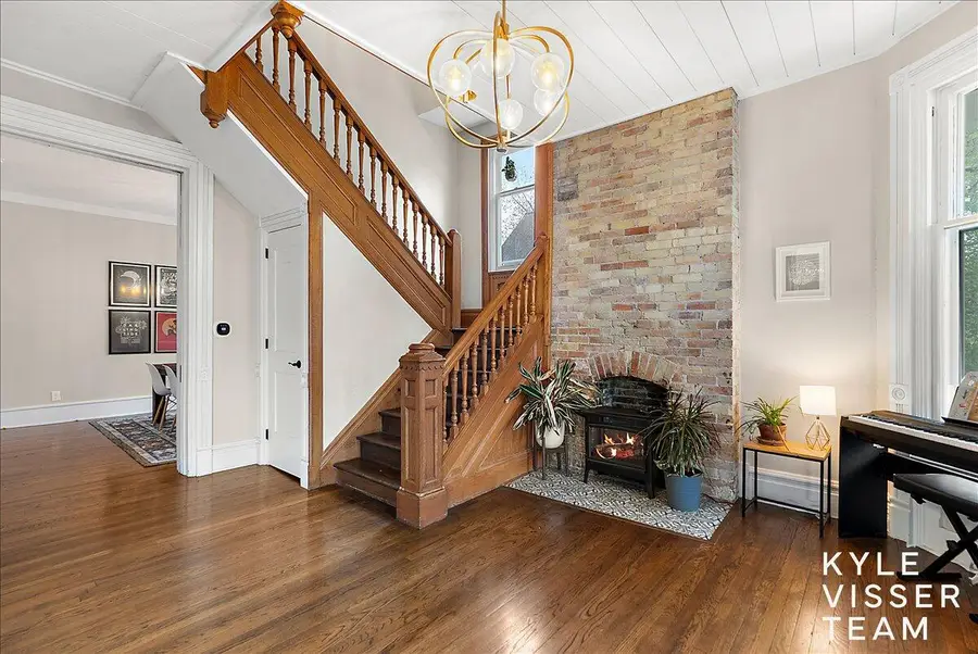 334 Union Avenue Se, Grand Rapids, MI 49503 - #2