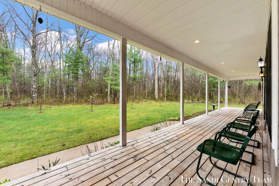11585 Pond Road, Montague, MI 49437 - #3