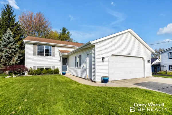 7115 12th Avenue, Jenison, MI 49428