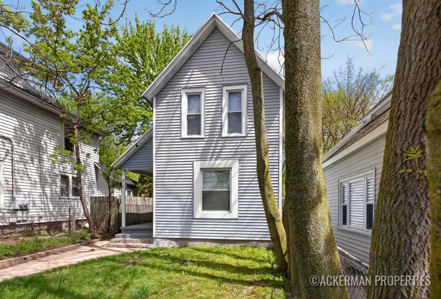 918 Lafayette Avenue Ne, Grand Rapids, MI 49503 - #2