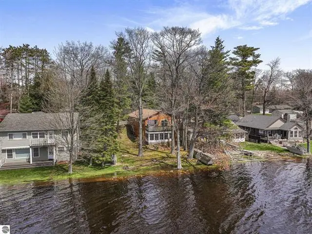 2301 E Lake Mitchell Drive, Cadillac, MI 49601 - #2