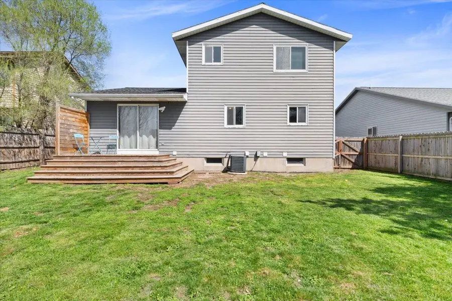 4721 Southstone Drive Se, Grand Rapids, MI 49548 - #2