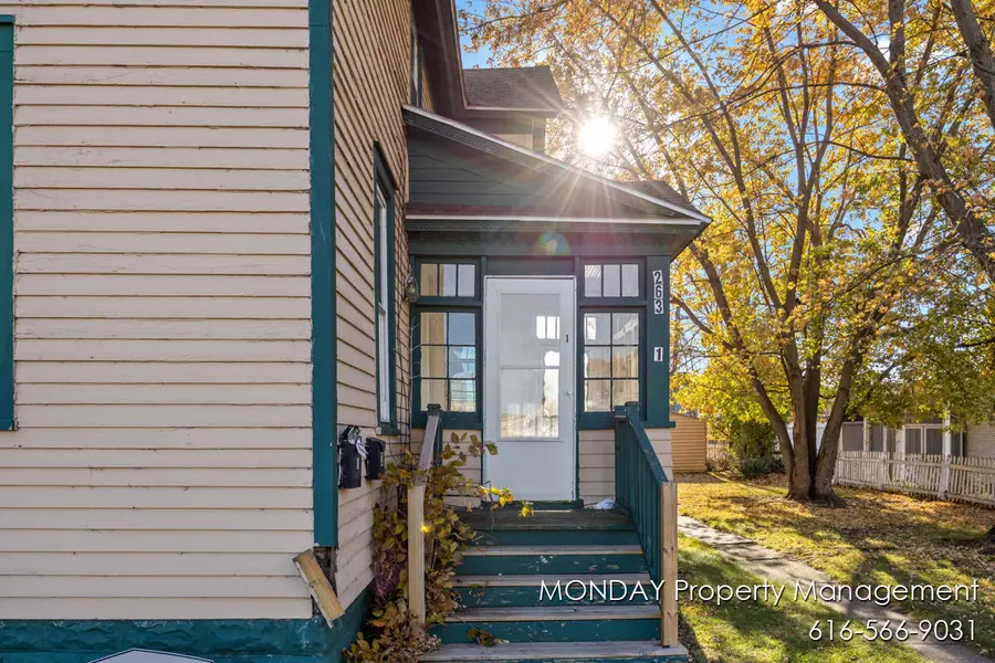 263 W Muskegon Avenue, Muskegon, MI 49440 - #2