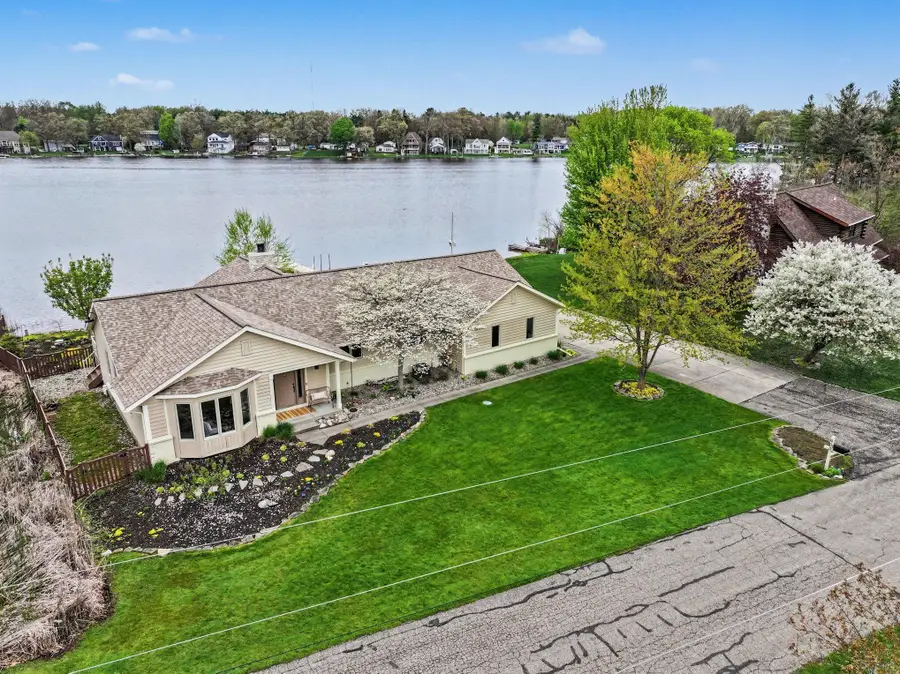 900 Rock Drive, Middleville, MI 49333 - #2