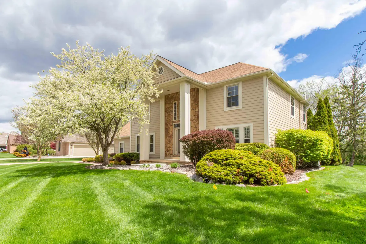 4101 Lake Forest Drive E, Ann Arbor, MI 48108 - #1