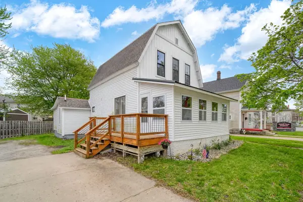 81 Hillsdale Street, Hillsdale, MI 49242