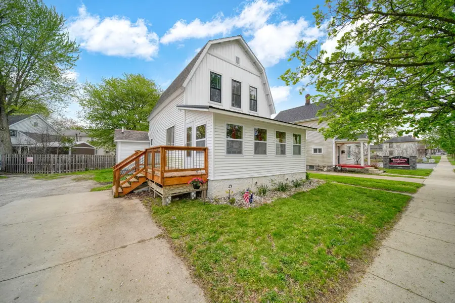 81 Hillsdale Street, Hillsdale, MI 49242 - #2