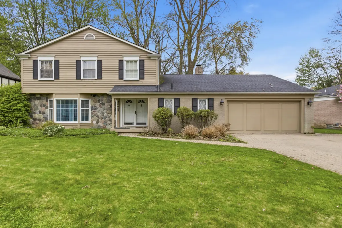 38457 James Drive, Clinton Township, MI 48036 - #1