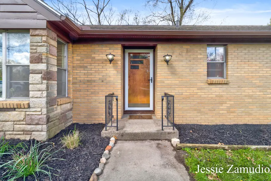 3041 Giddings Avenue Se, Grand Rapids, MI 49508 - #3