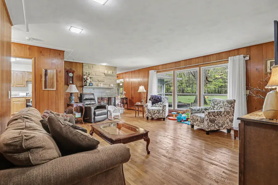 8690 E Main Street, Galesburg, MI 49053 - #3