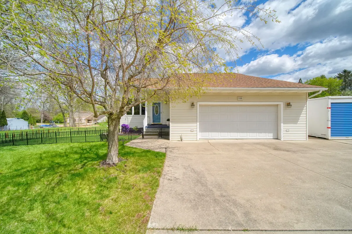 7155 Bayview Road, Jackson, MI 49201 - #1