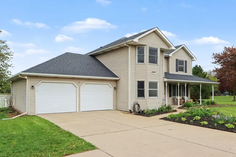 5305 E T Avenue, Vicksburg, MI 49097 - #3