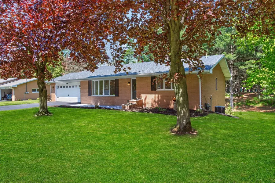 1339 W Marquette Woods Road, Saint Joseph, MI 49085 - #2