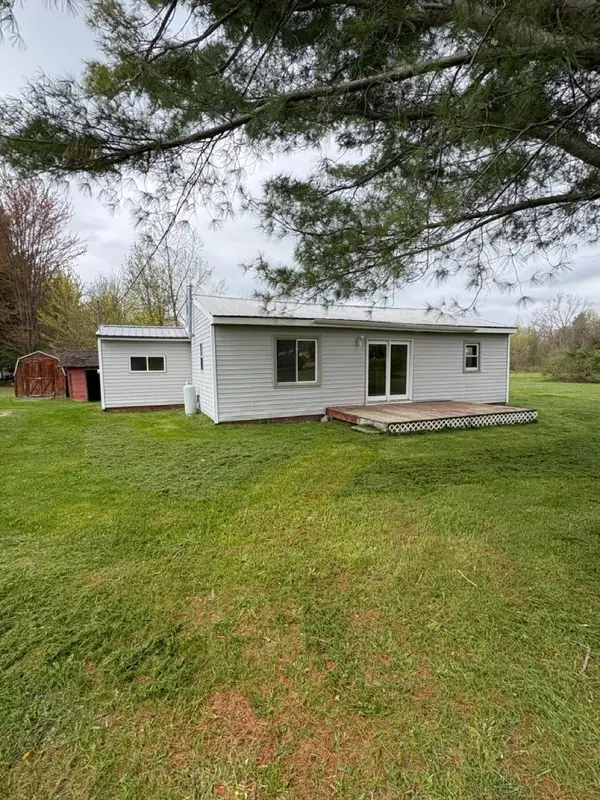 7451 Decker Road, Orleans, MI 48865