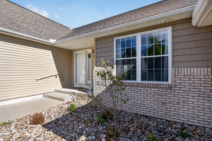 3690 Terrace Hills Lane #25, Jackson, MI 49203 - #3