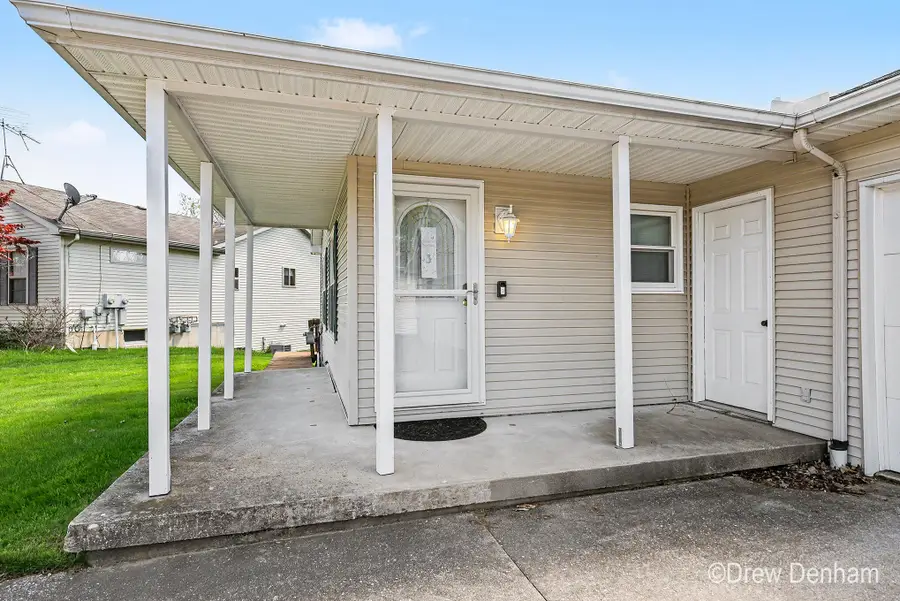 2674 Walnut Hills Court Se, Grand Rapids, MI 49512 - #3