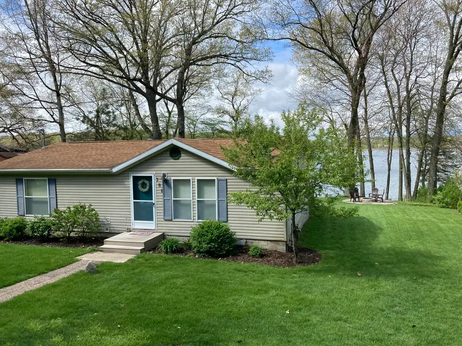 308 Lake Shore Drive, Cassopolis, MI 49031 - #3