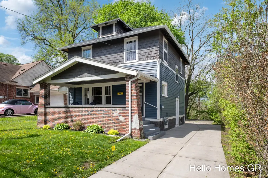 949 College Avenue Ne, Grand Rapids, MI 49503 - #2