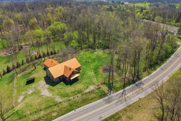 5832 Pontiac Trail, Ann Arbor, MI 48105