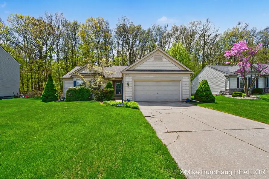 2060 Glenn Canyon Drive Se, Caledonia, MI 49316 - #2