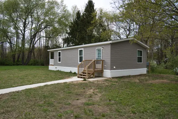 370 68th Street, South Haven, MI 49090