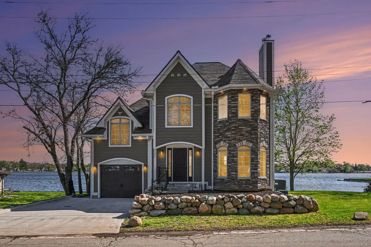 2382 Jackson Boulevard, Highland, MI 48356 - #1