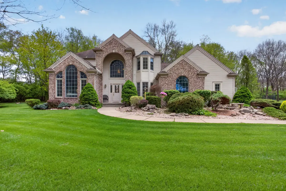 4809 Stonewood Drive, Jackson, MI 49201 - #1