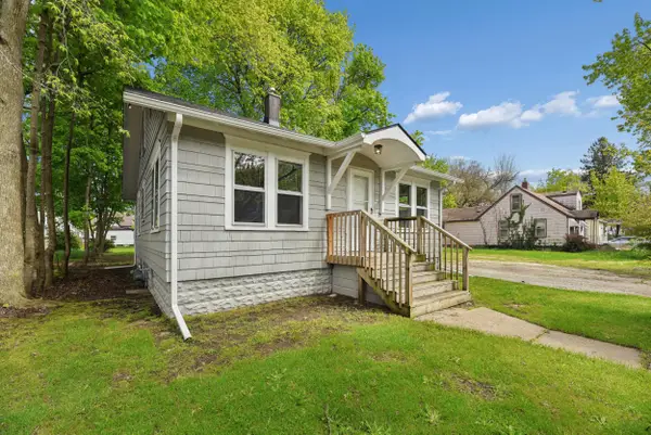 1135 Lavette Avenue, Benton Harbor, MI 49022