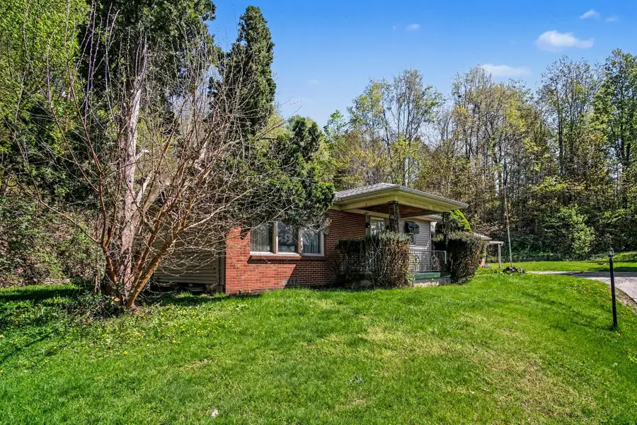 8976 Division Avenue S, Byron Center, MI 49315 - #3